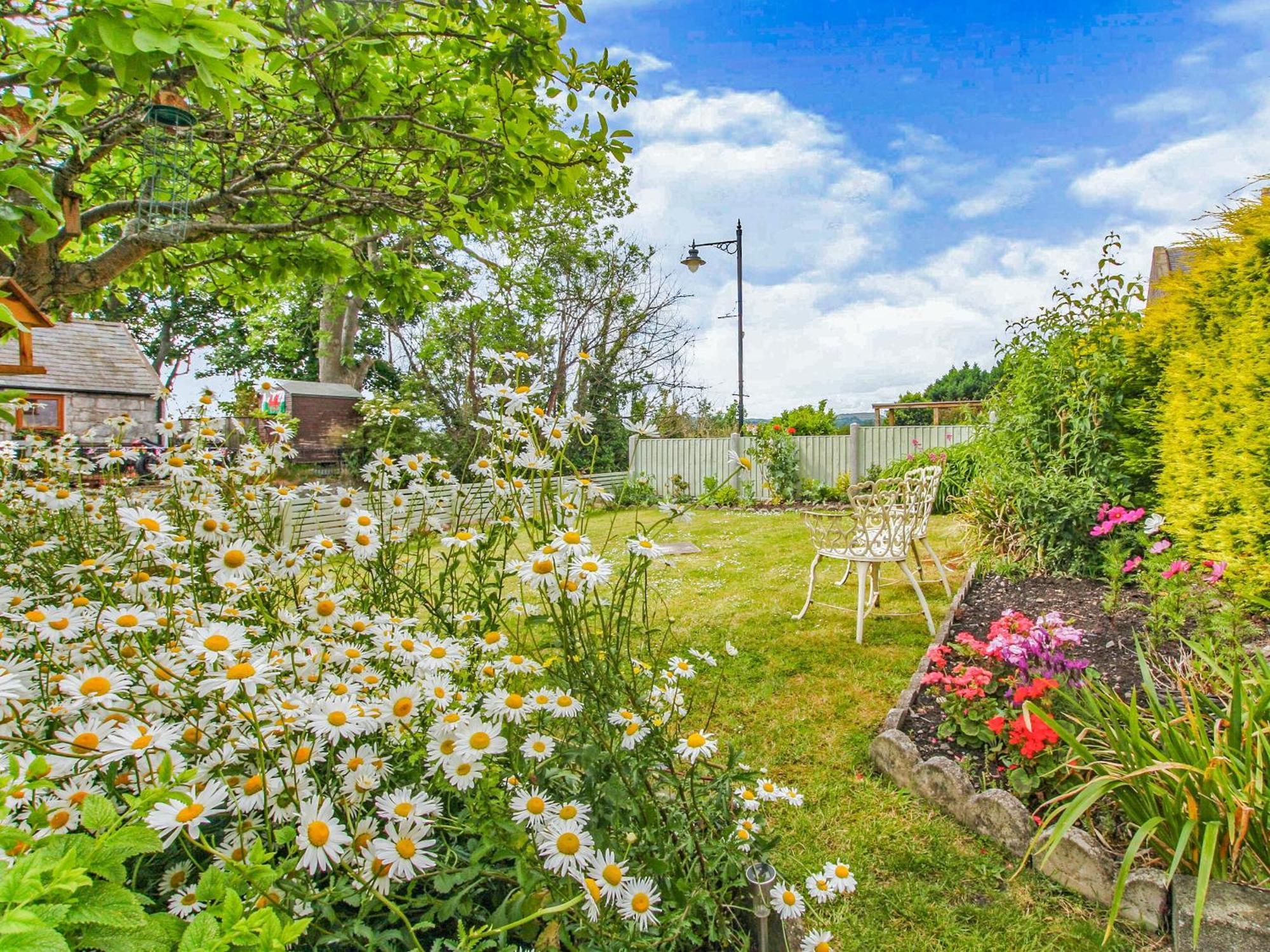Villa Pen Y Bont à Rhuddlan Extérieur photo